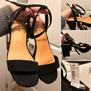 NWT - Size 9 - Torrid brand, black chunky heels